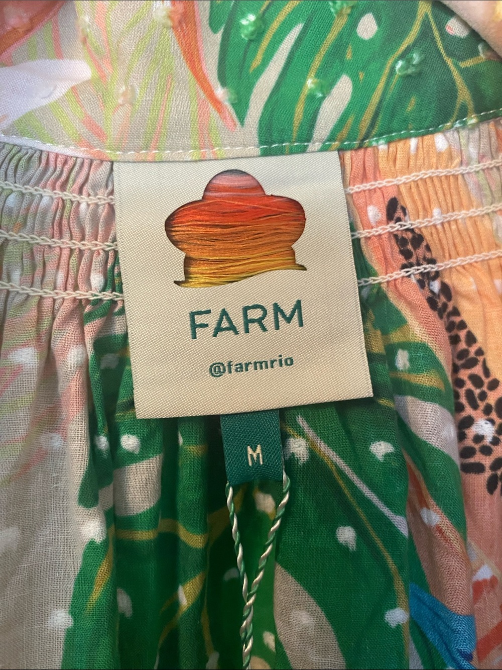 NWT Farm Rio Top - Picture 2 of 5